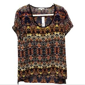 New LA Made top blouse geometric pattern shear size Medium short sleeve‎